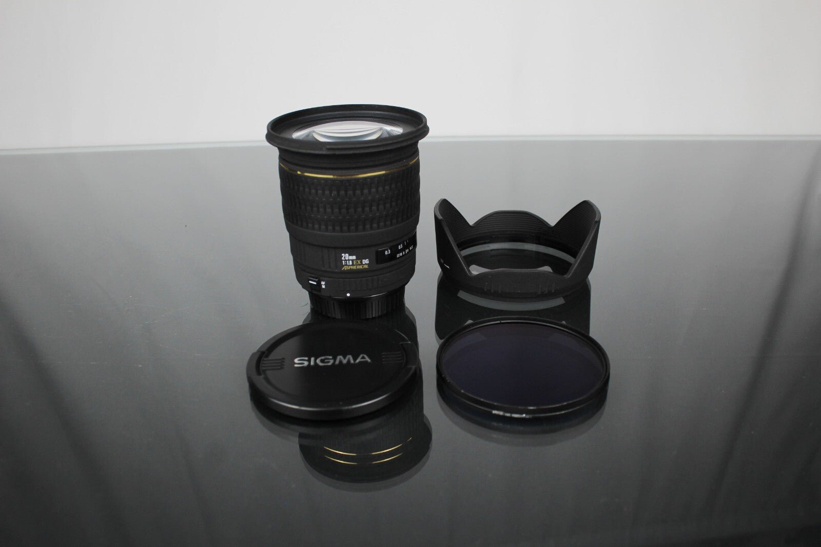 Sigma Aspherical Lens | 20mm 1:1.8 DG EX | Canon EF Mount - Dutch|Thrift