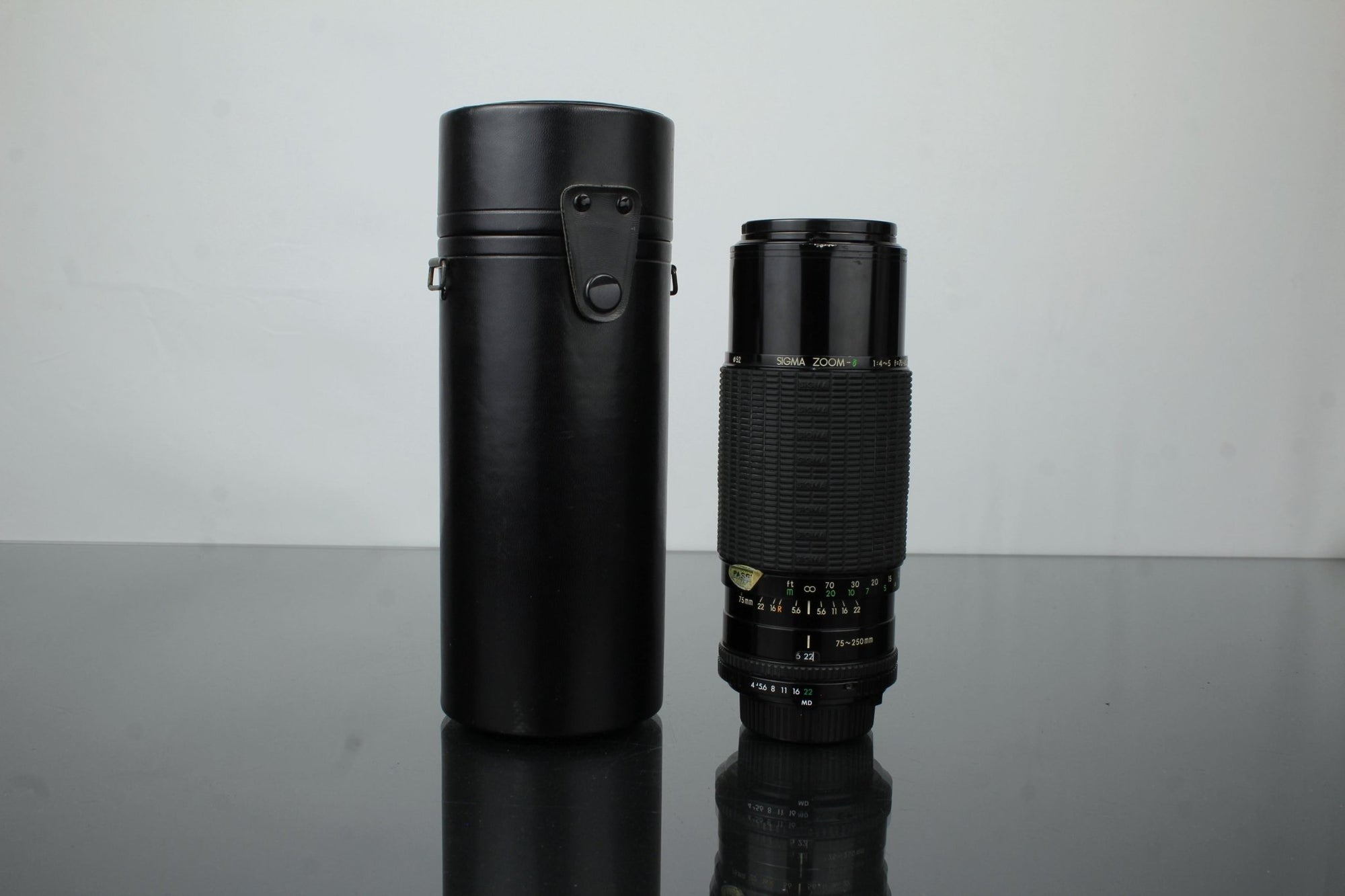 Sigma Zoom 14 - 5 f=75 - 250mm Minolta MD Mount - Dutch|Thrift