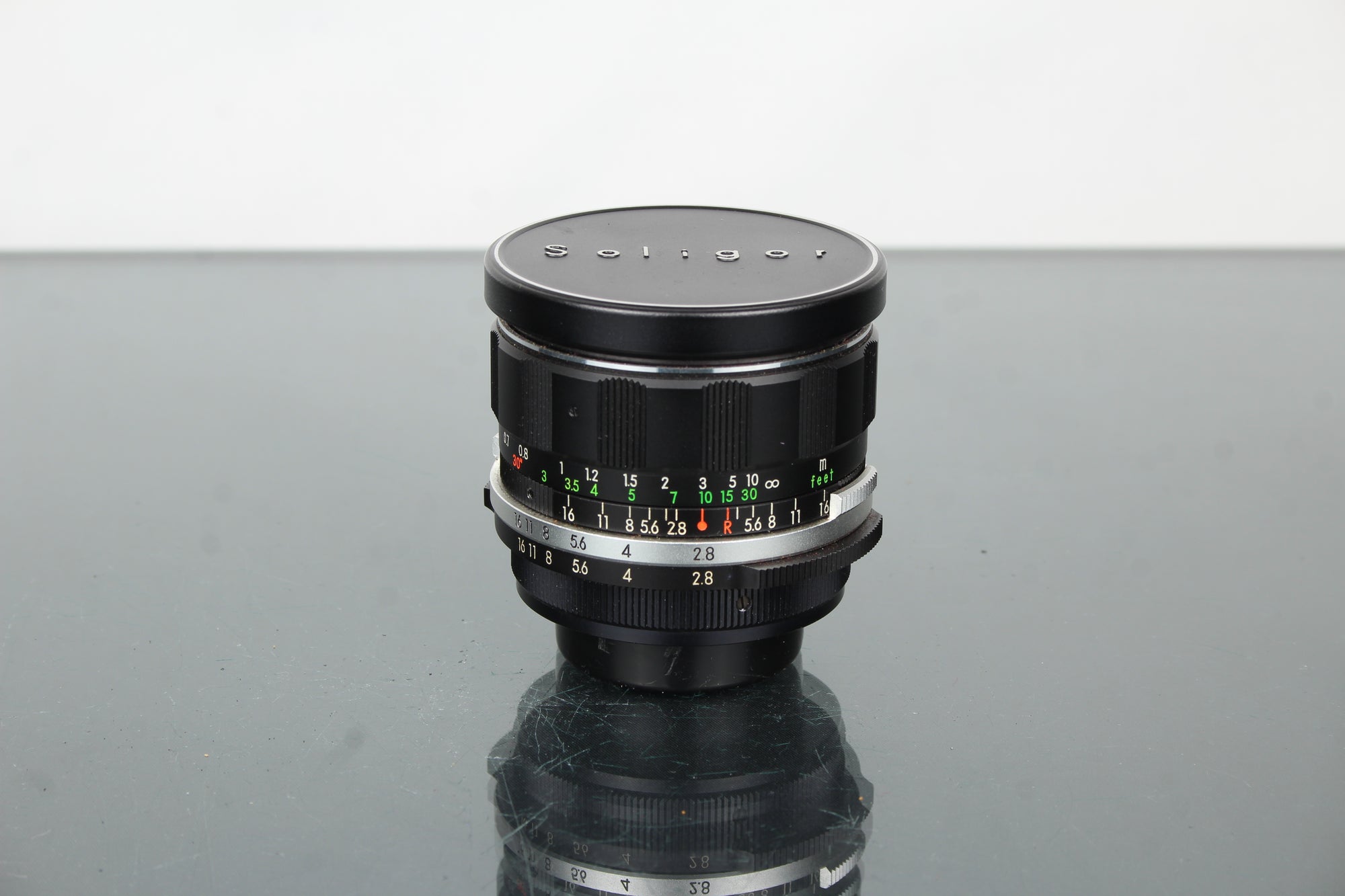 Soligor 1:2.8 f=28mm Montura M42