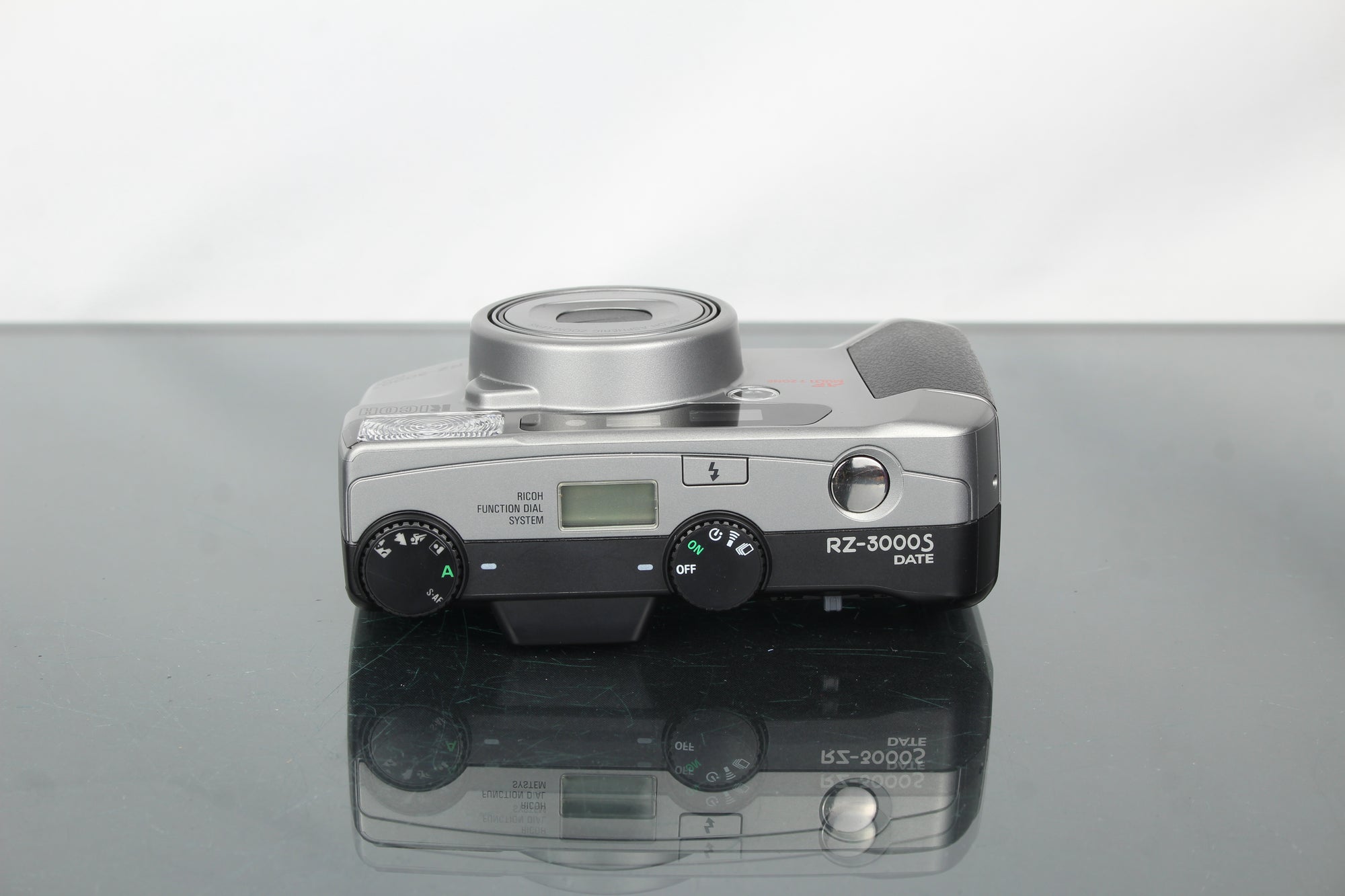 Ricoh RZ-3000S Fecha
