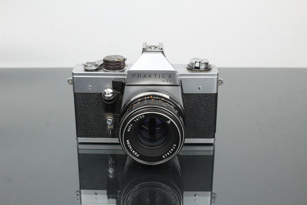 <tc>Praktica</tc> LTL + Lente Pentacon 1.8/50