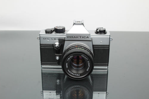 Praktica MLT 5 B + lente Pentacon auto 1.8/50 (montura M42)