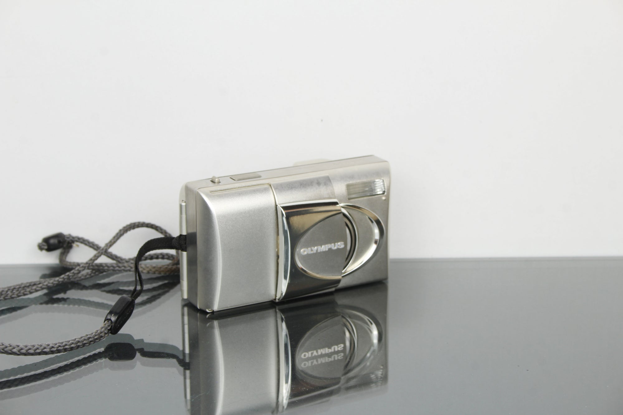 Olympus Mju-V Todo clima