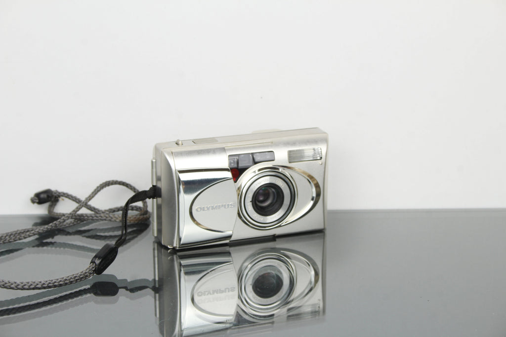 Olympus Mju-V Todo clima