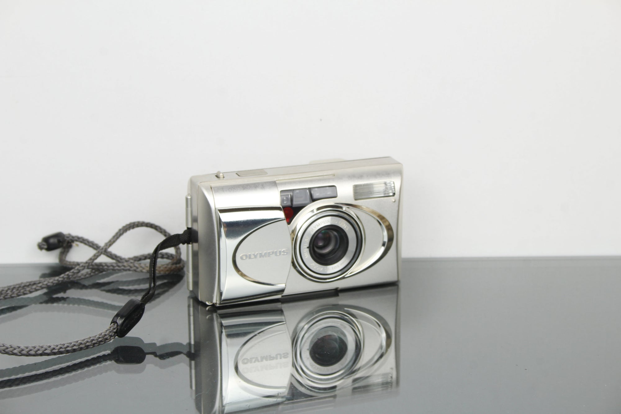 Olympus Mju-V Todo clima