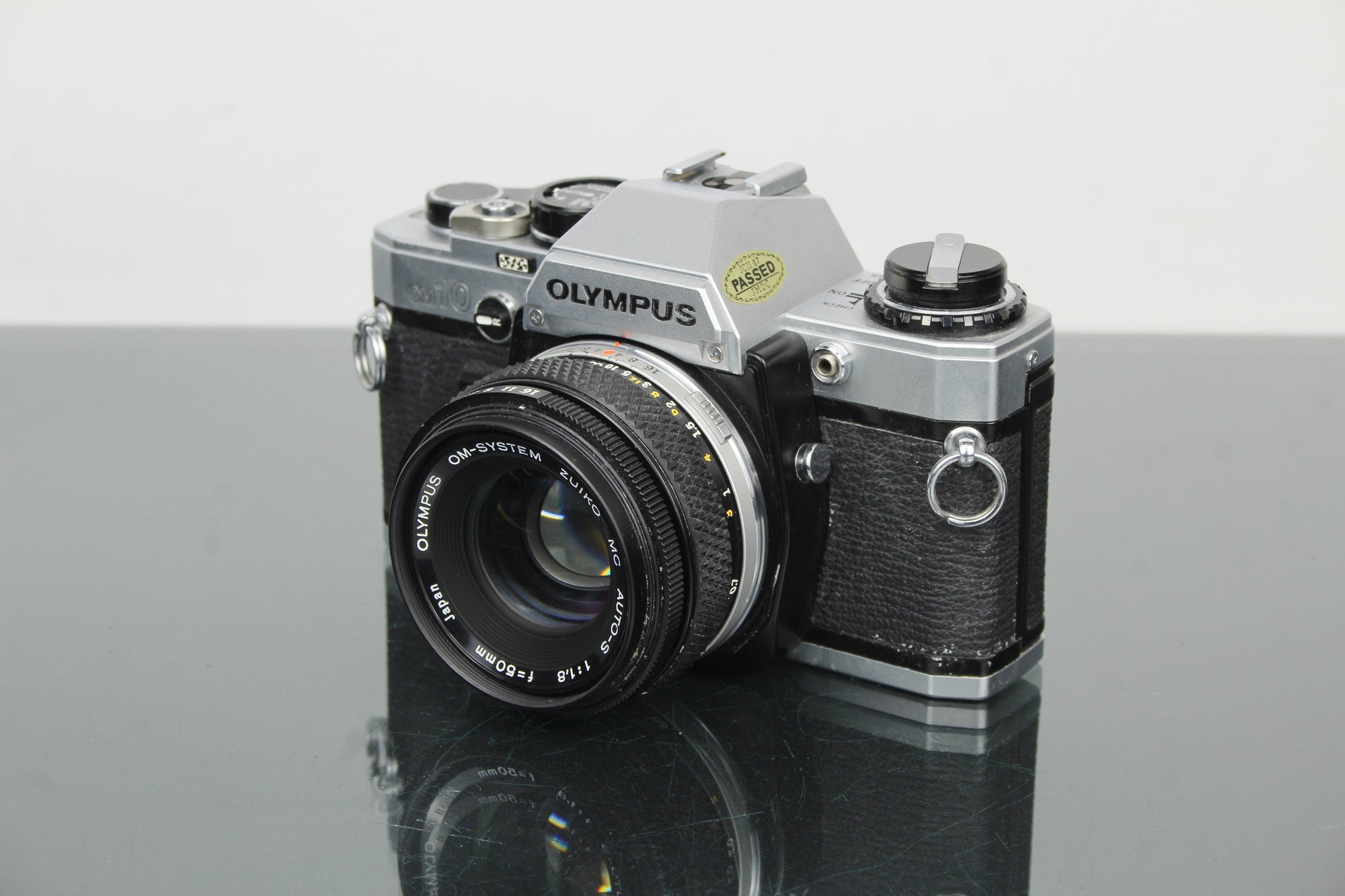 Olympus OM10 + lente OM Zuiko 50mm 1.8