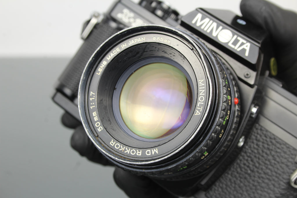 Minolta X-300 + lente MD Rokkor 50mm 1:1.7 55mm