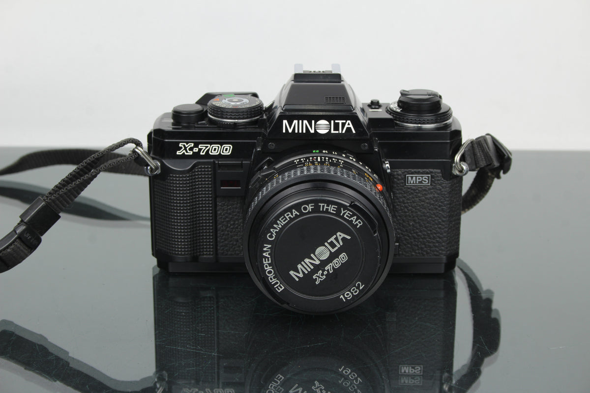 Minolta X-700 + lente MD 50mm 1:1.7