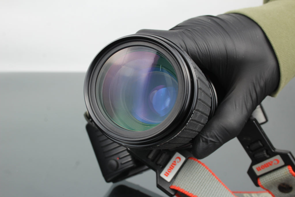 Canon T70 + lente Sigma 80-200mm f/4.5-5.6 FD