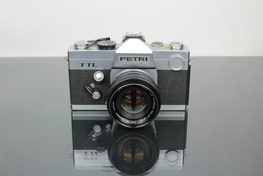 Petri TTL + 55mm 1.8 lente Petri