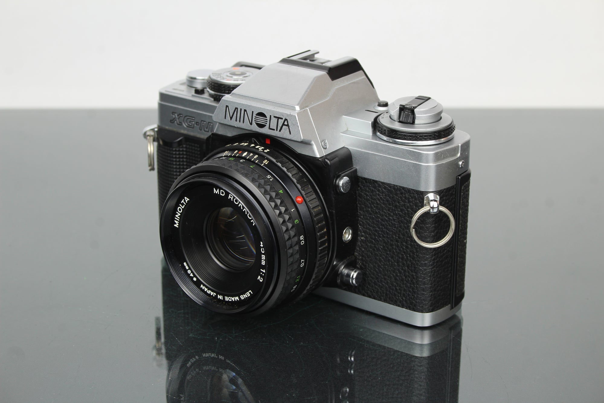 Minolta XG-M + lente Minolta MD Rokkor 45mm 1:2