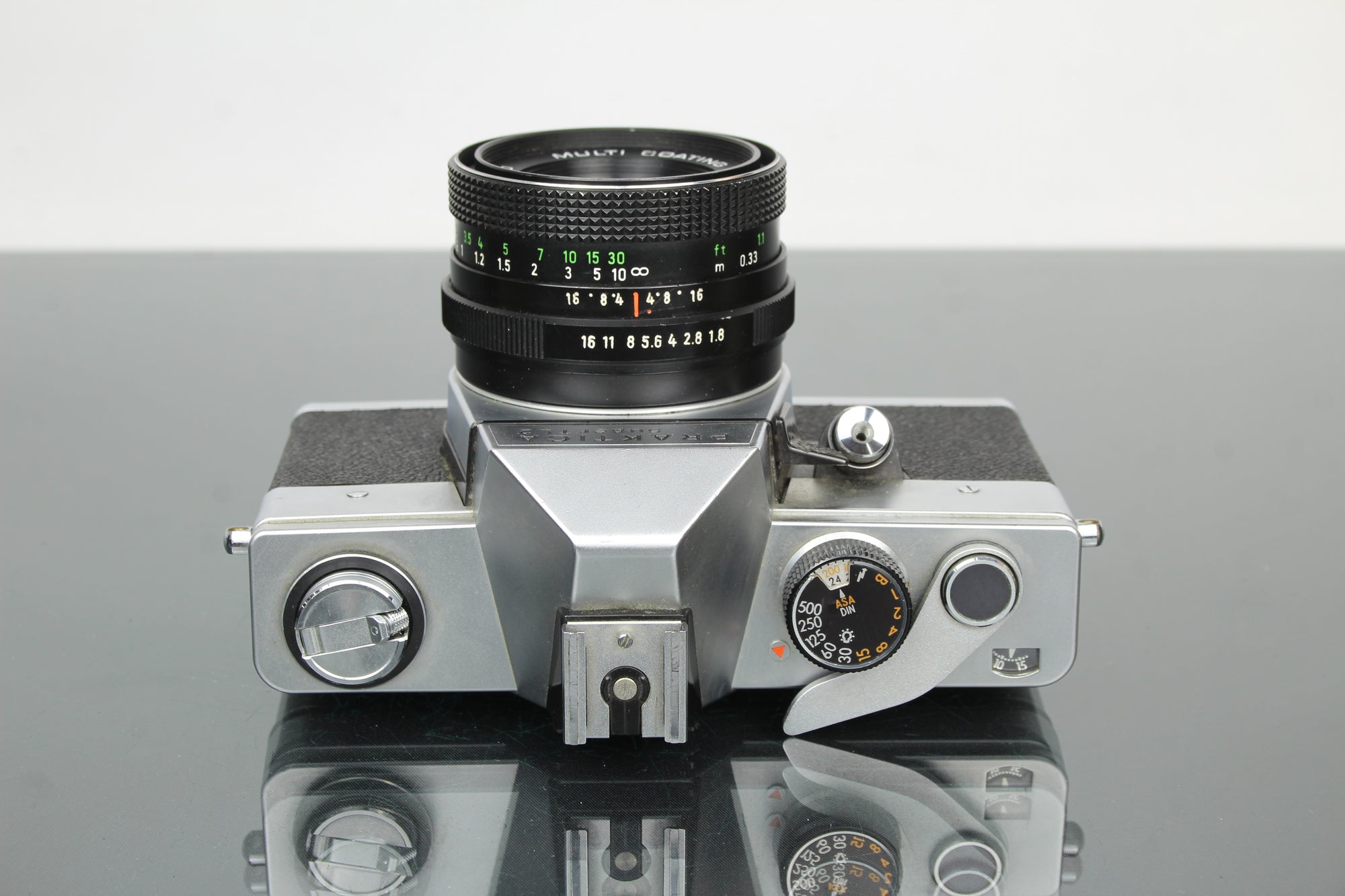 <tc>Praktica</tc> super TL2 + lente Pentacon eléctrica 50mm 1.8 M42