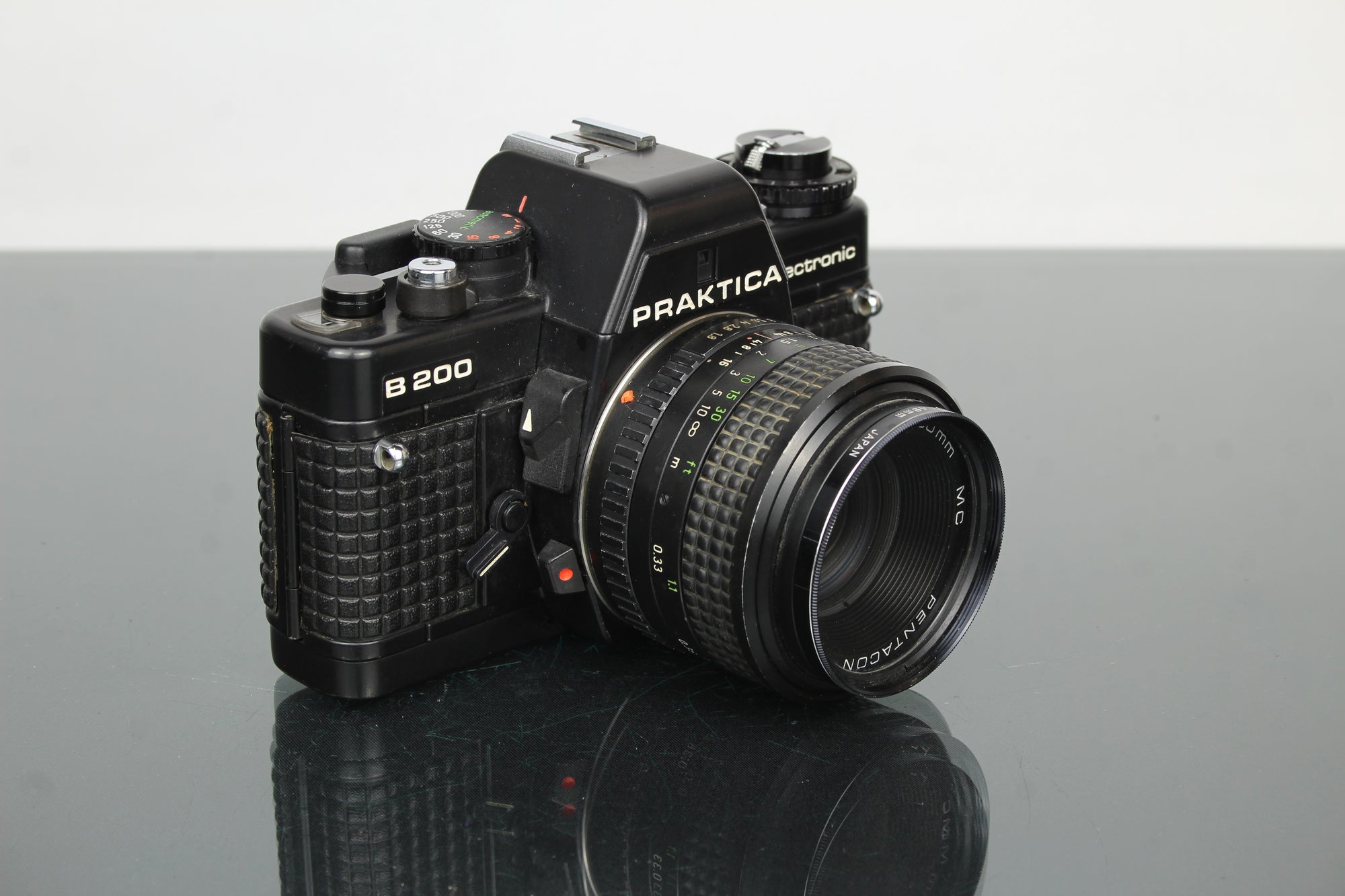 <tc>Praktica</tc> B200 electrónico +  <tc>Praktica</tc>r 50mm 1.8 lente