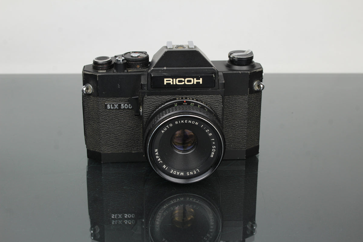 Ricoh SLX 500 + lente Auto Rikenon de 50 mm 2.8