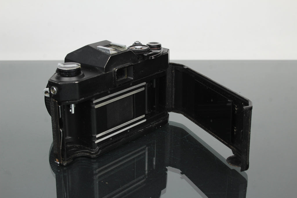 Ricoh SLX 500 + lente Auto Rikenon de 50 mm 2.8