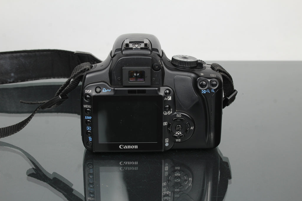 Canon EOS Rebel XTI + lente Canon EF-S 18-55mm 1:3.5-5.6
