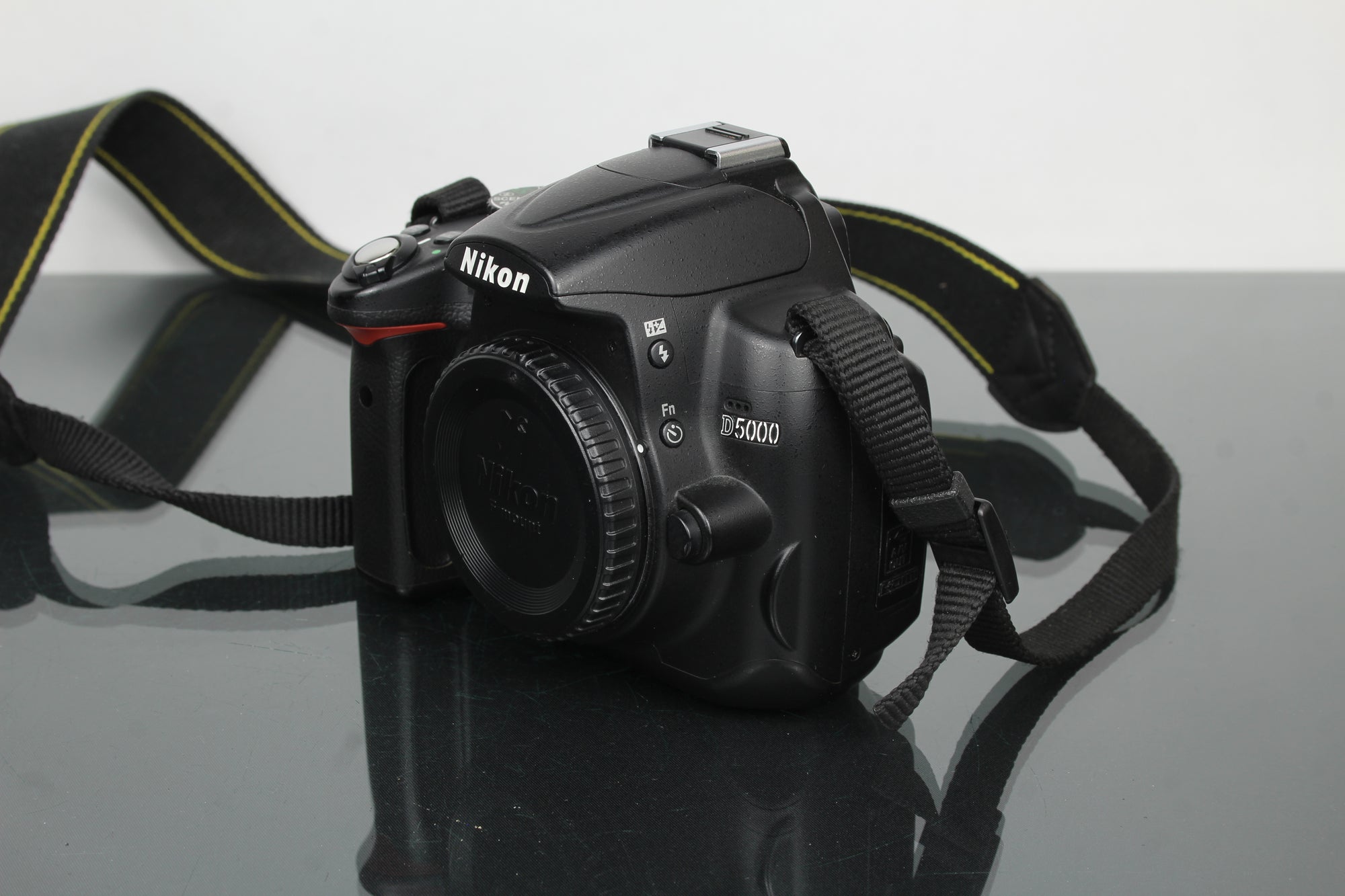 Nikon D5000