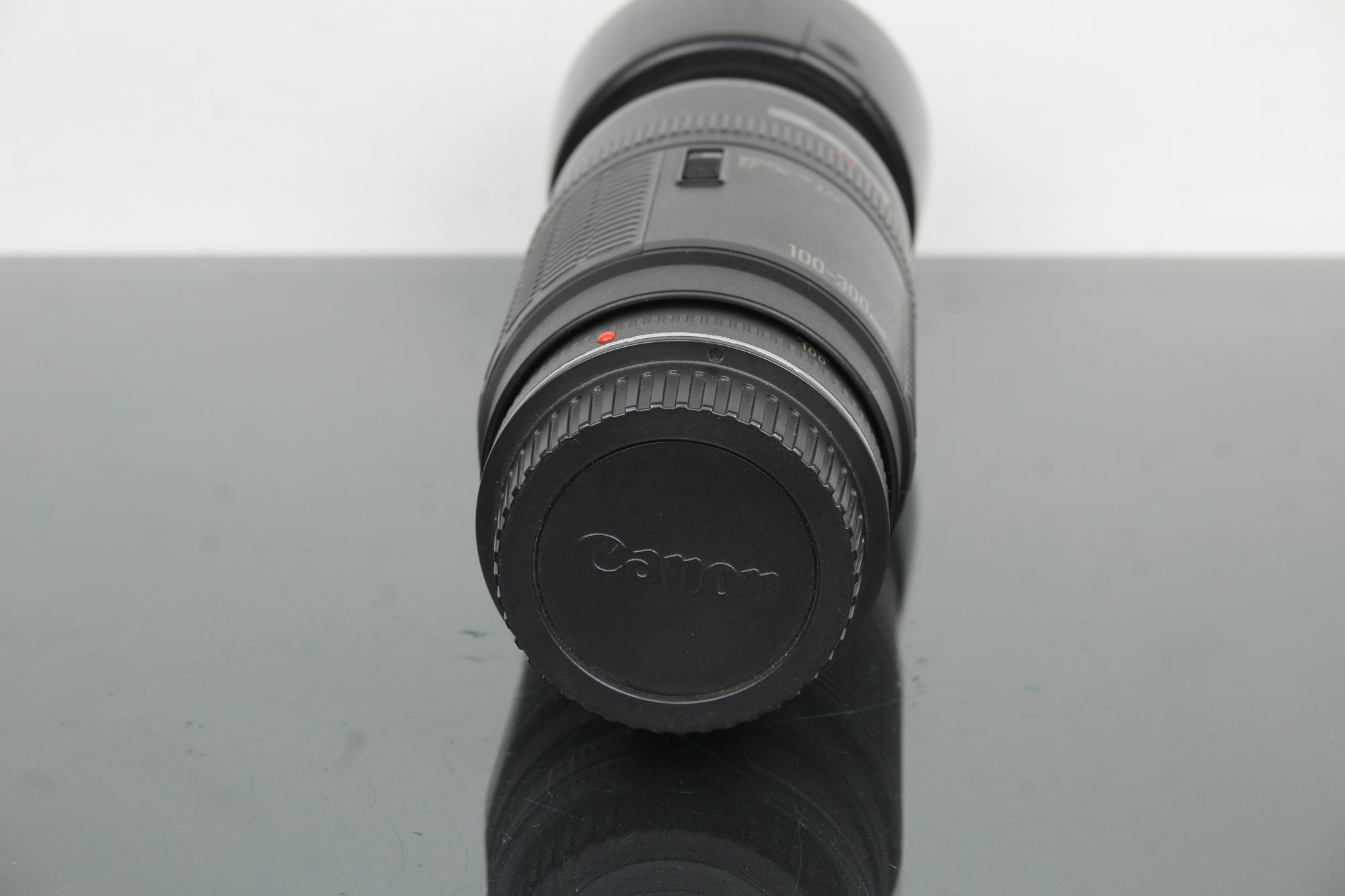 Lente Zoom Canon EF 100-300mm f/5.6 (Montura EF)