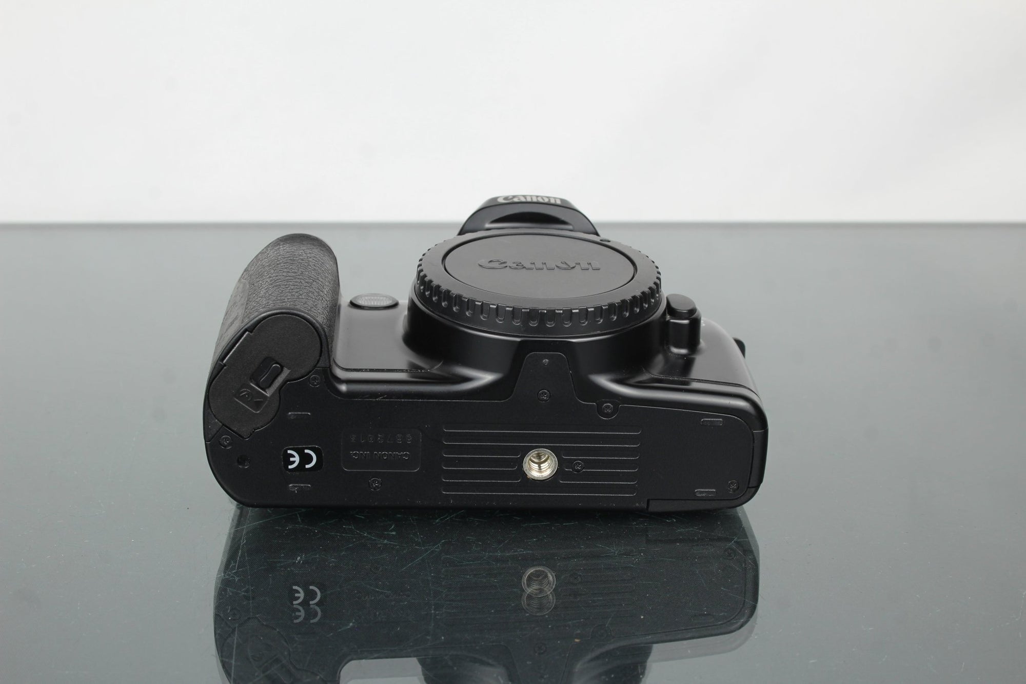 Canon EOS 500 - Dutch|Thrift