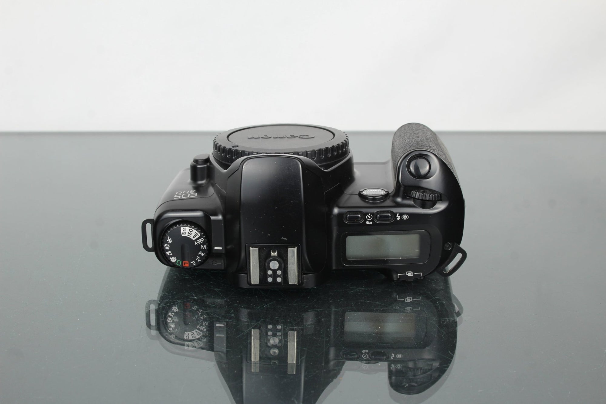 Canon EOS 500 - Dutch|Thrift