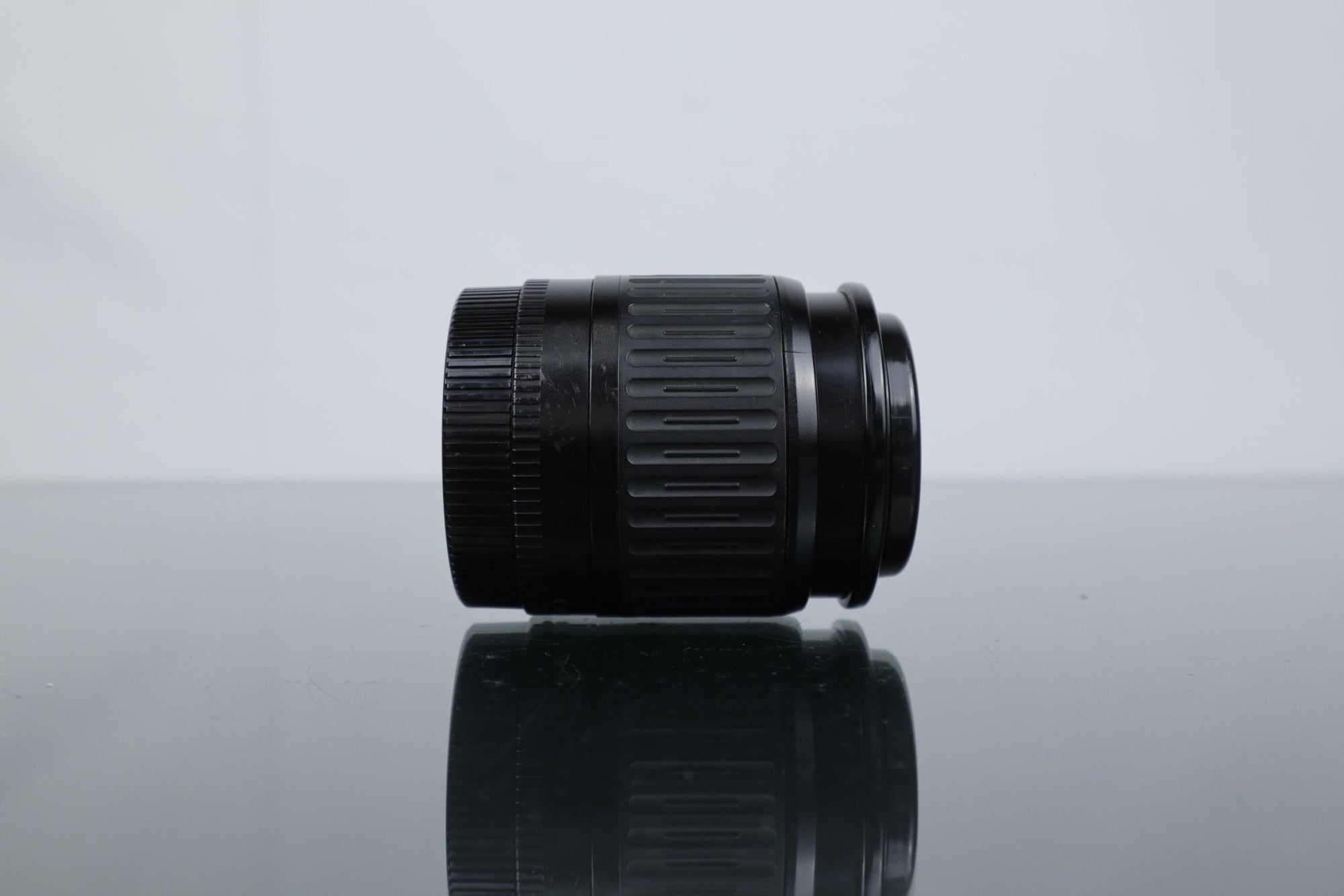 Canon Zoom Lens EF 35 - 80mm 1:4 - 5.6 Canon EF Mount - Dutch|Thrift