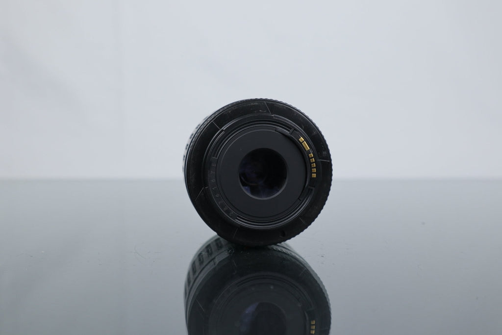Canon Zoom Lens EF 35 - 80mm 1:4 - 5.6 Canon EF Mount - Dutch|Thrift