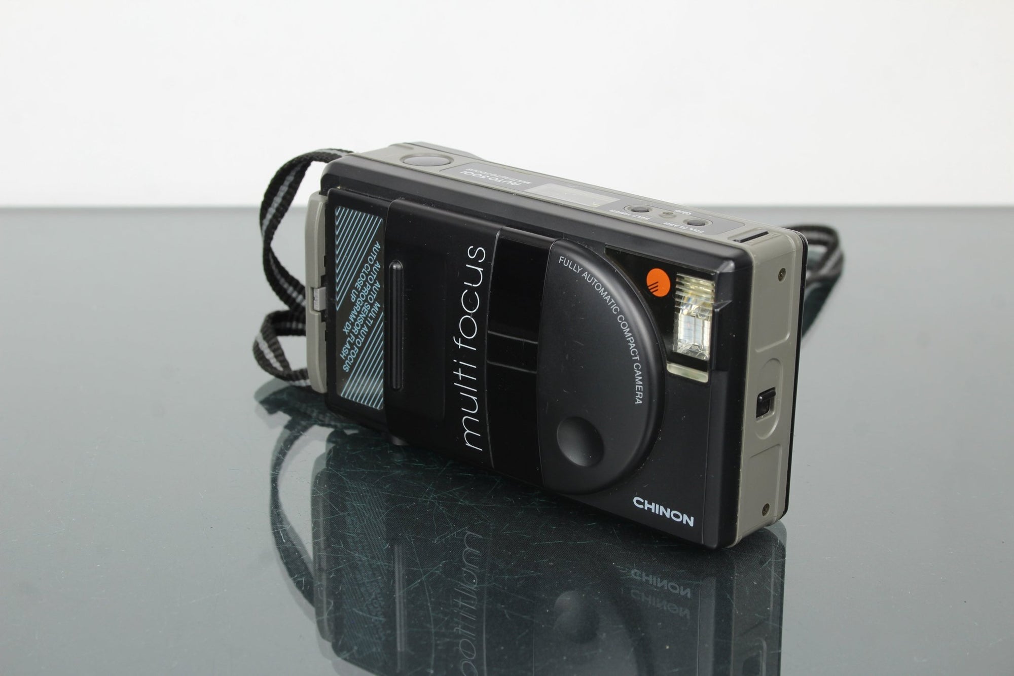 Chinon Auto 3001 - Dutch|Thrift