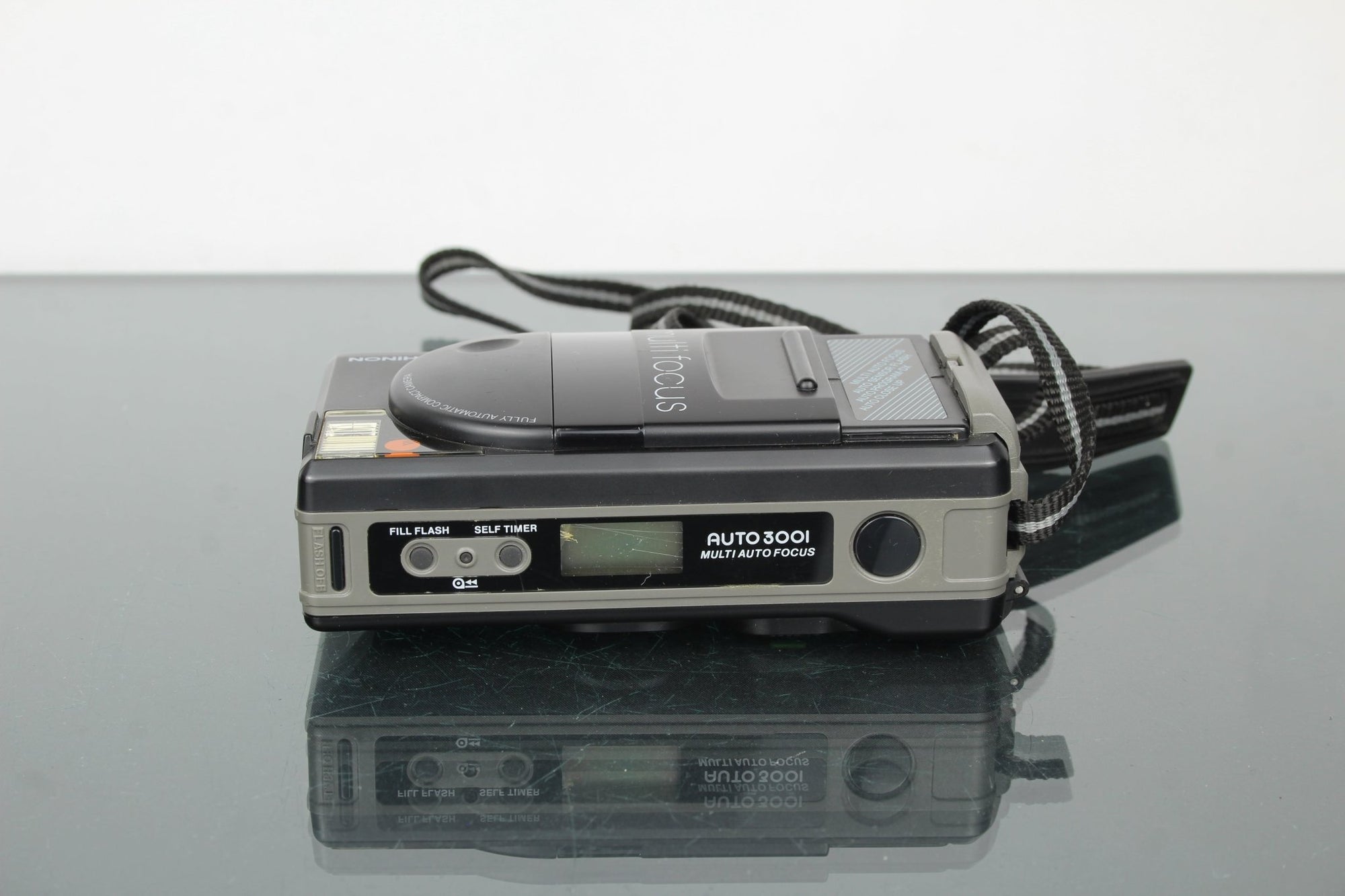 Chinon Auto 3001 - Dutch|Thrift