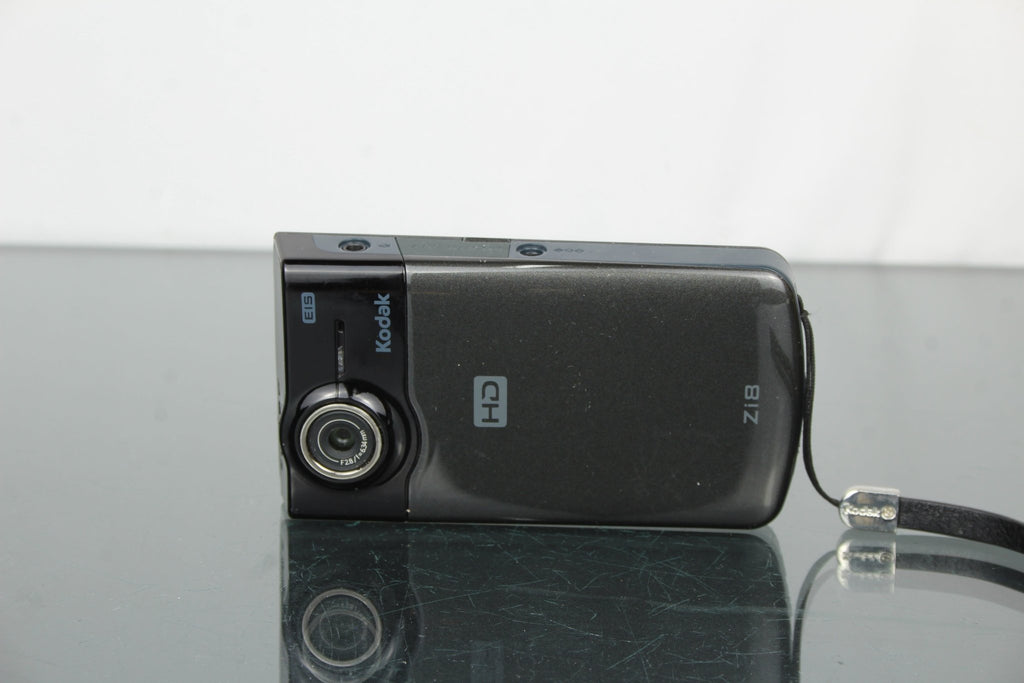 Kodak Zi8 - Dutch|Thrift