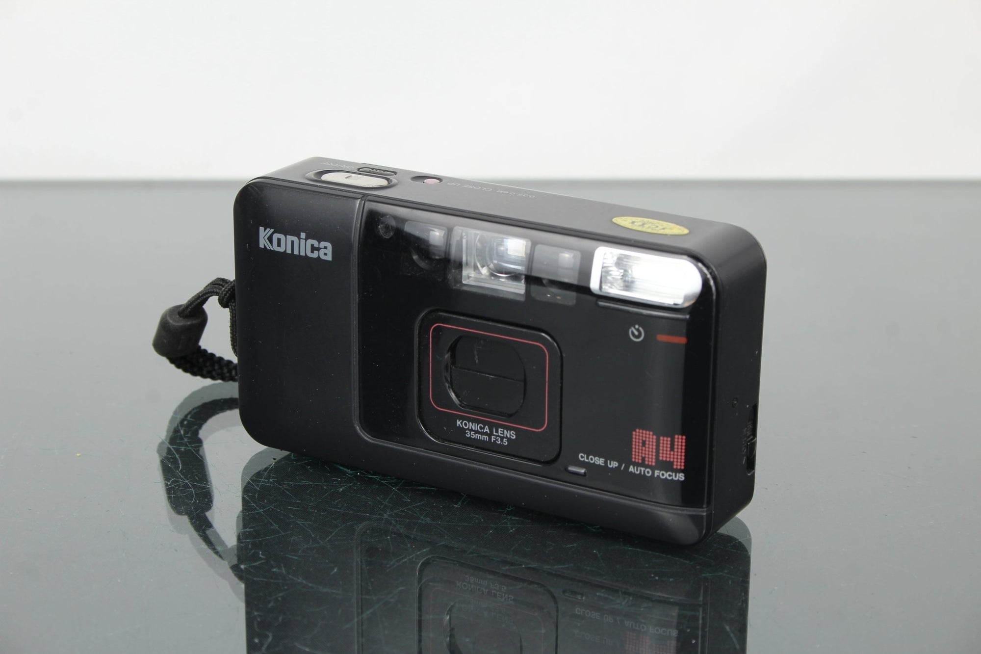 Konica A4 - Dutch|Thrift