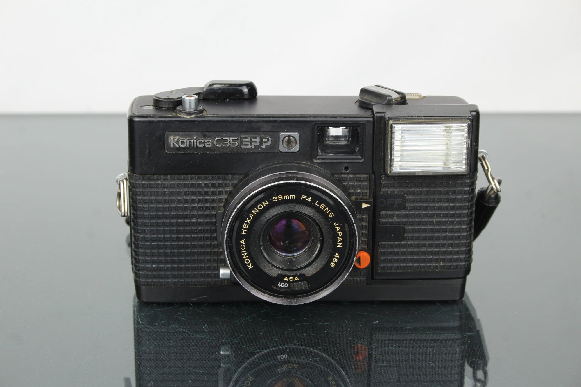 Konica C35 EF P - Dutch|Thrift