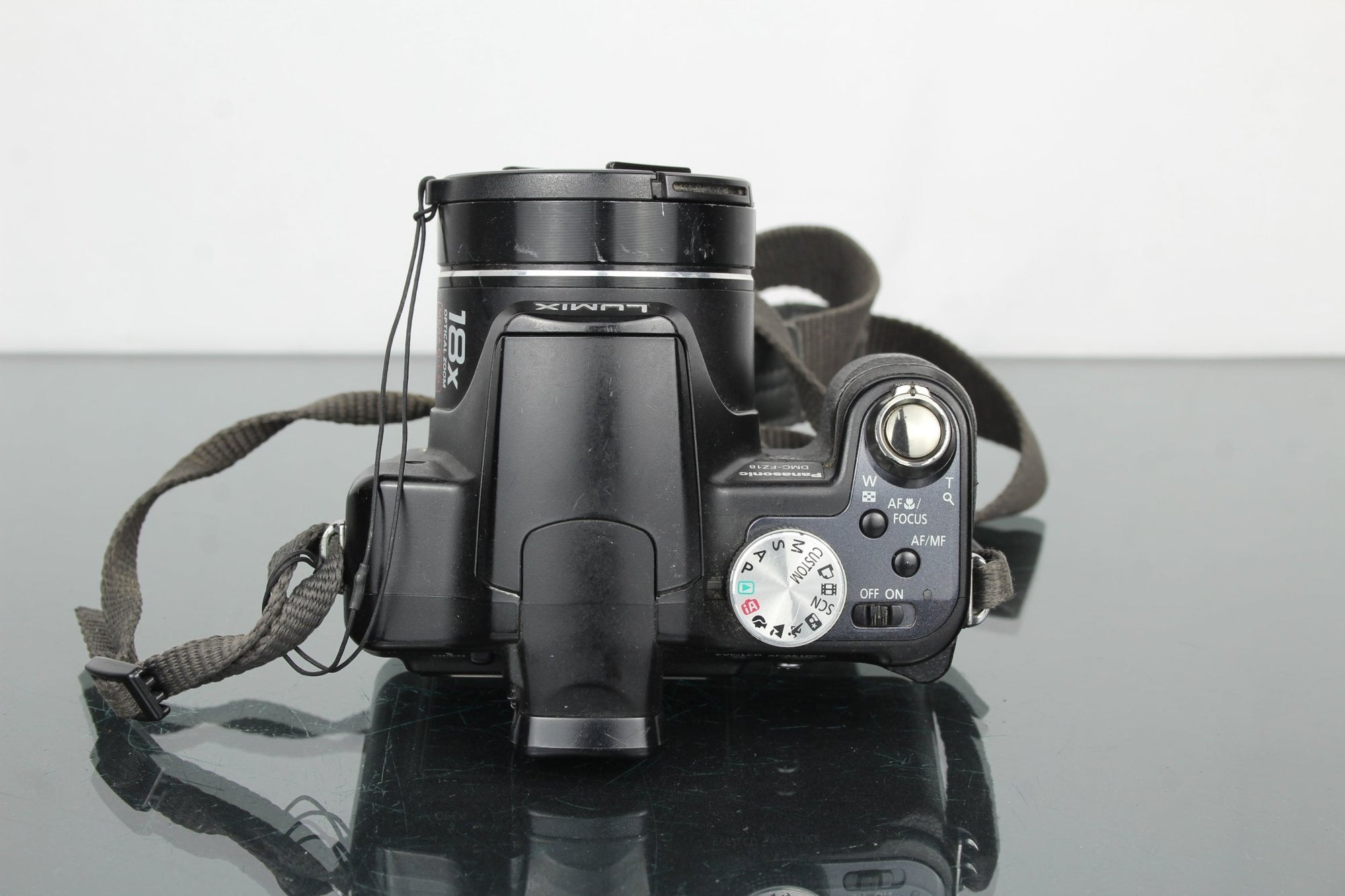 Lumix DMC - FZ18 - Dutch|Thrift