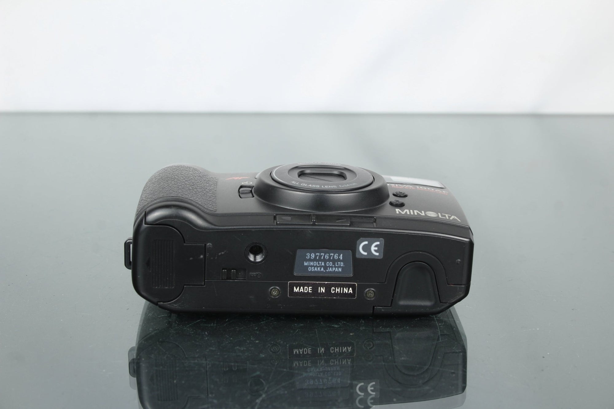 Minolta Riva 100 AF - Dutch|Thrift
