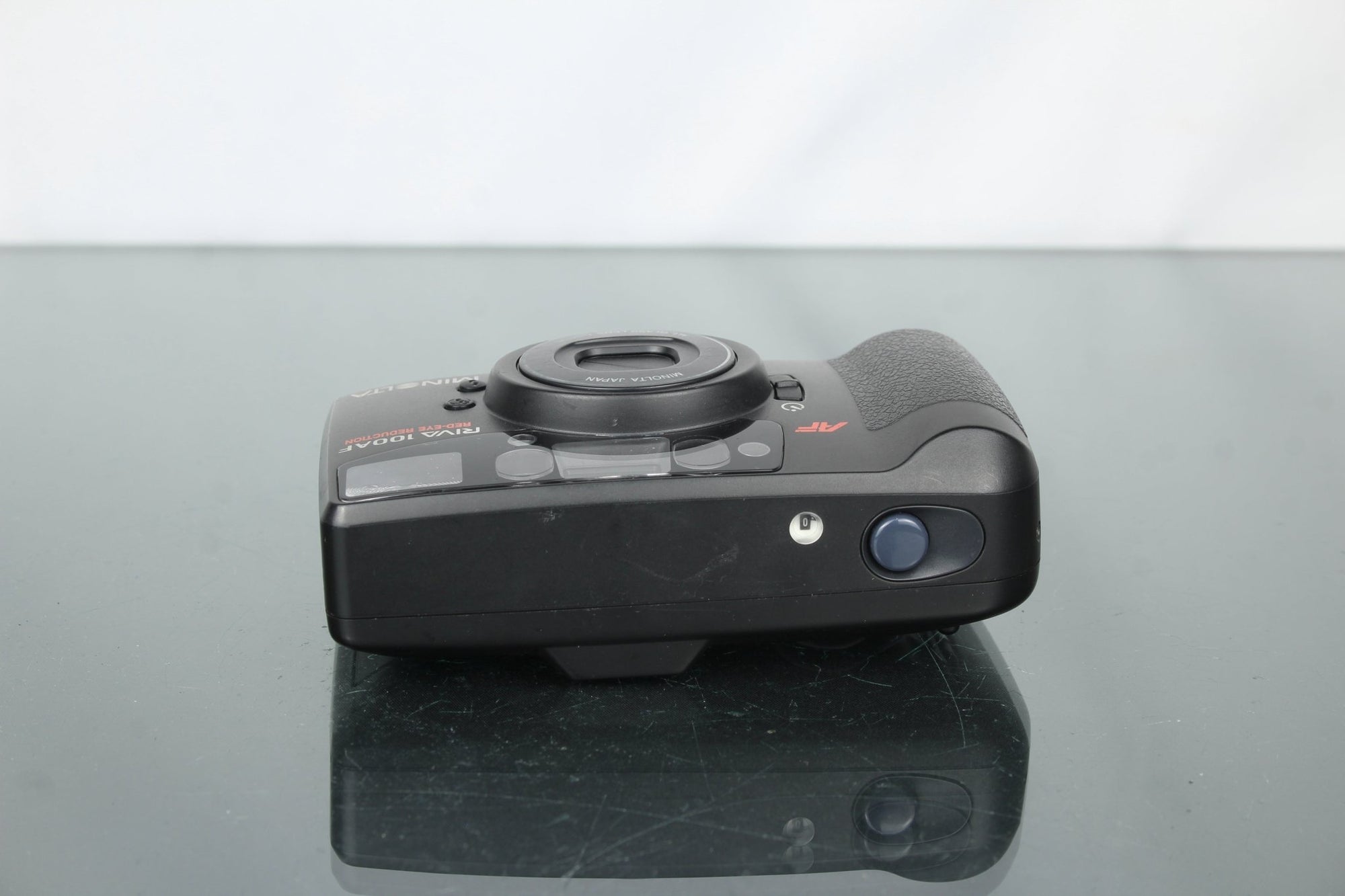 Minolta Riva 100 AF - Dutch|Thrift
