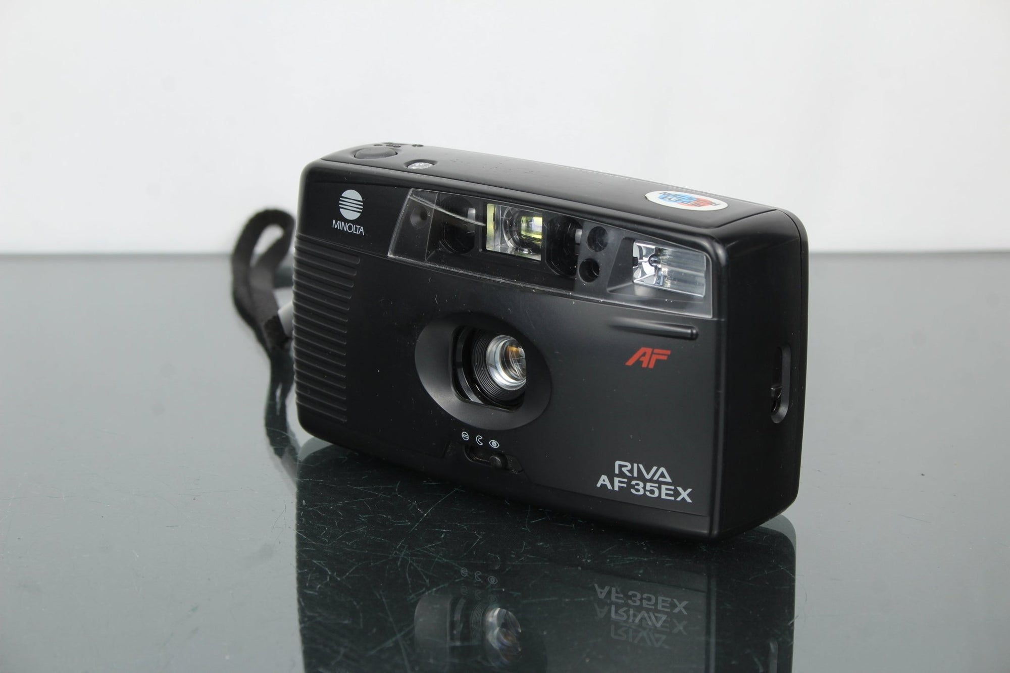 Minolta Riva AF 35 EX - Dutch|Thrift
