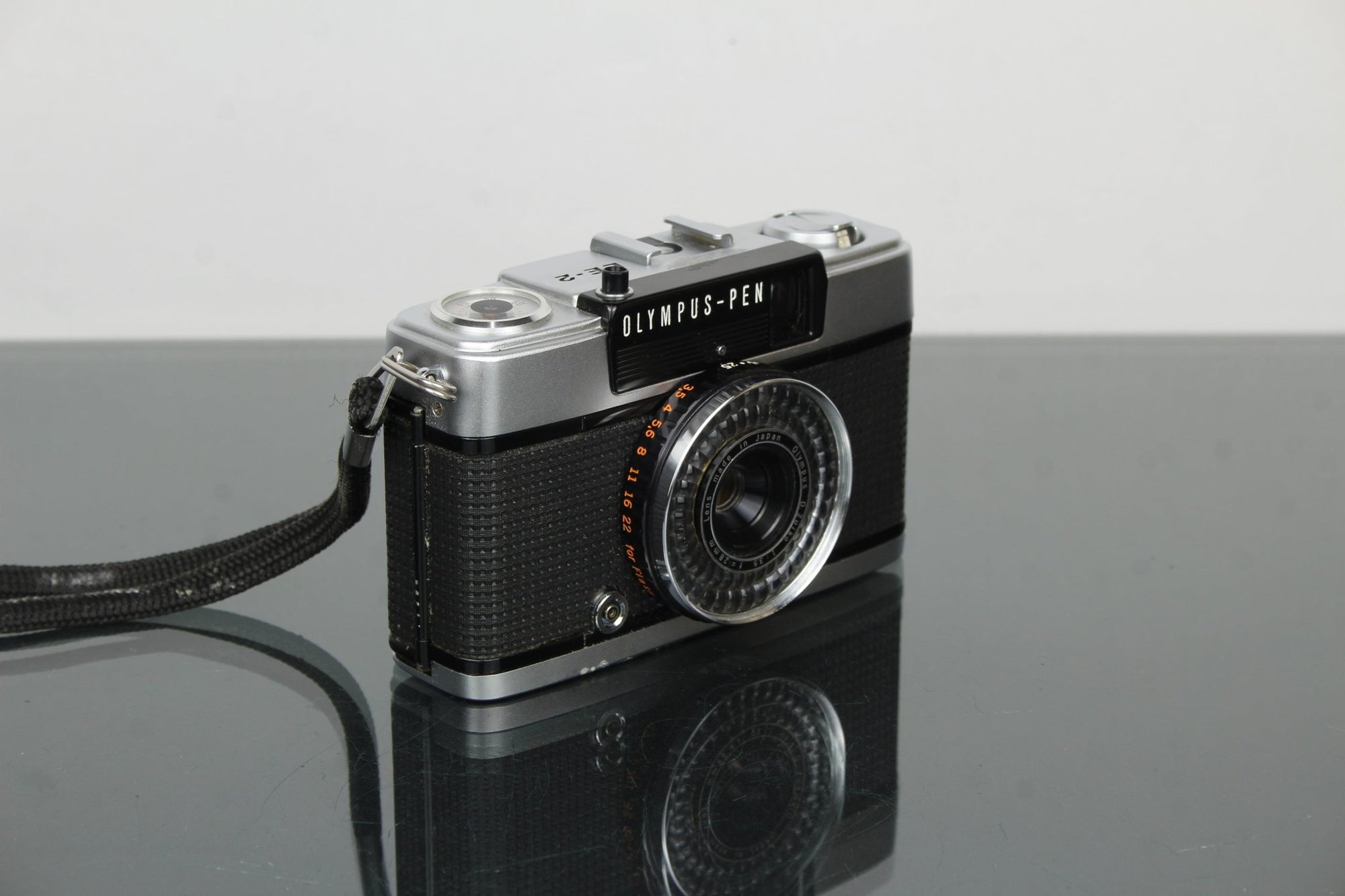 Olympus PEN EE - 2 - Dutch|Thrift