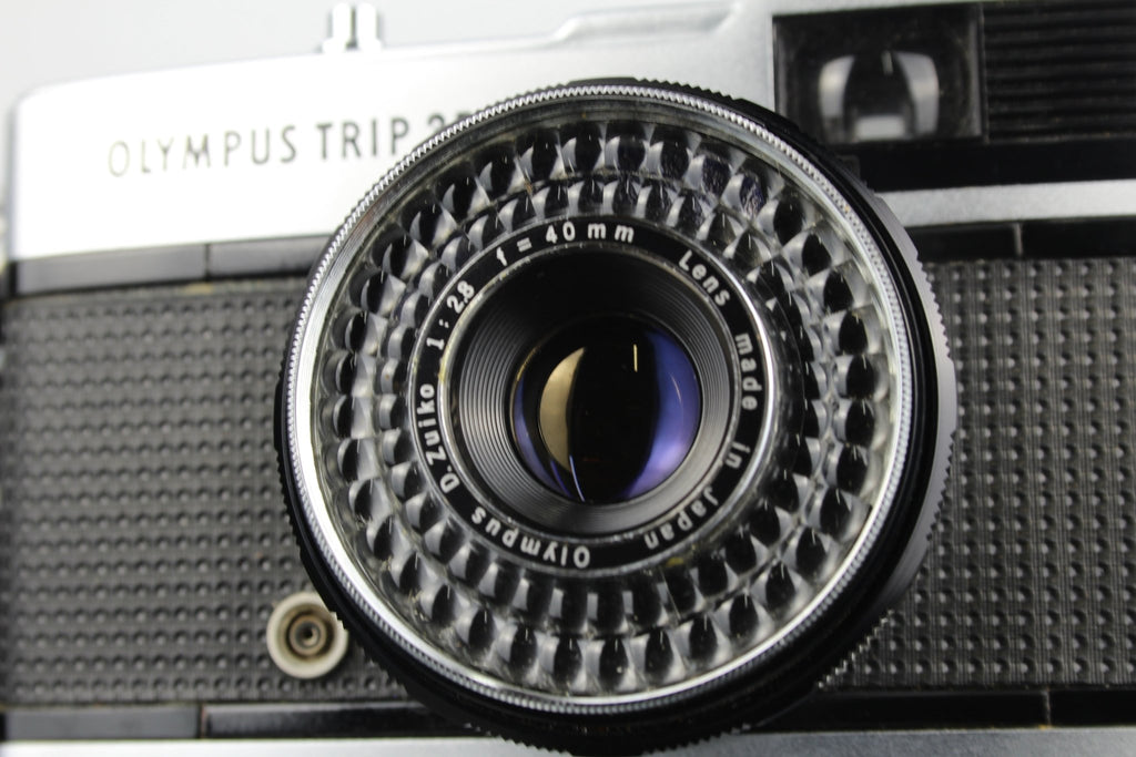 Olympus Trip 35 - Dutch|Thrift