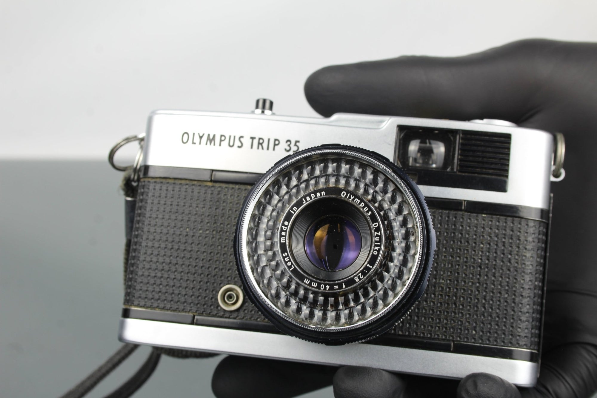 Olympus Trip 35 - Dutch|Thrift