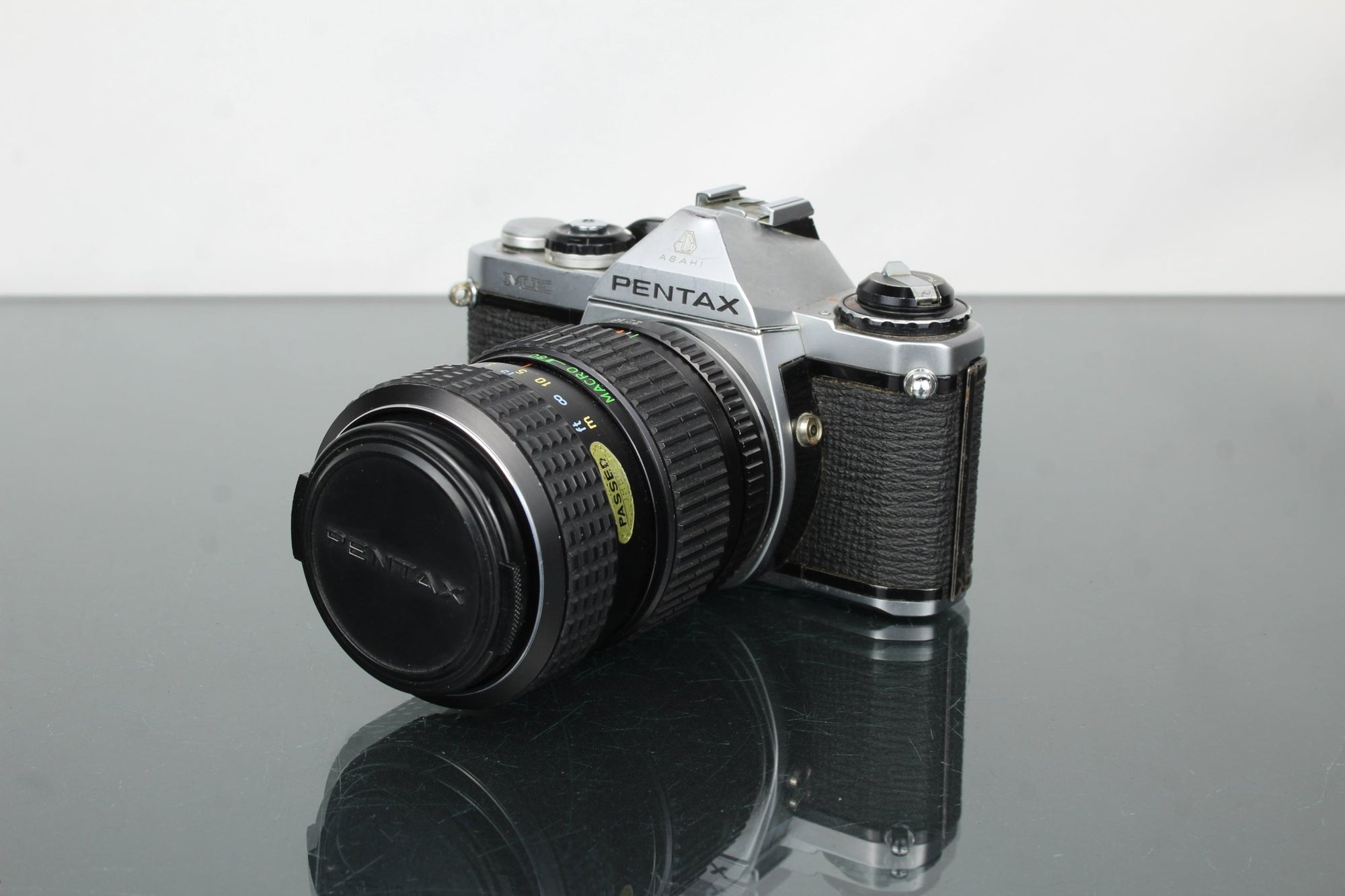 Pentax ME + 40 - 80mm 1:2.8 - 4 Pentax lens - Dutch|Thrift