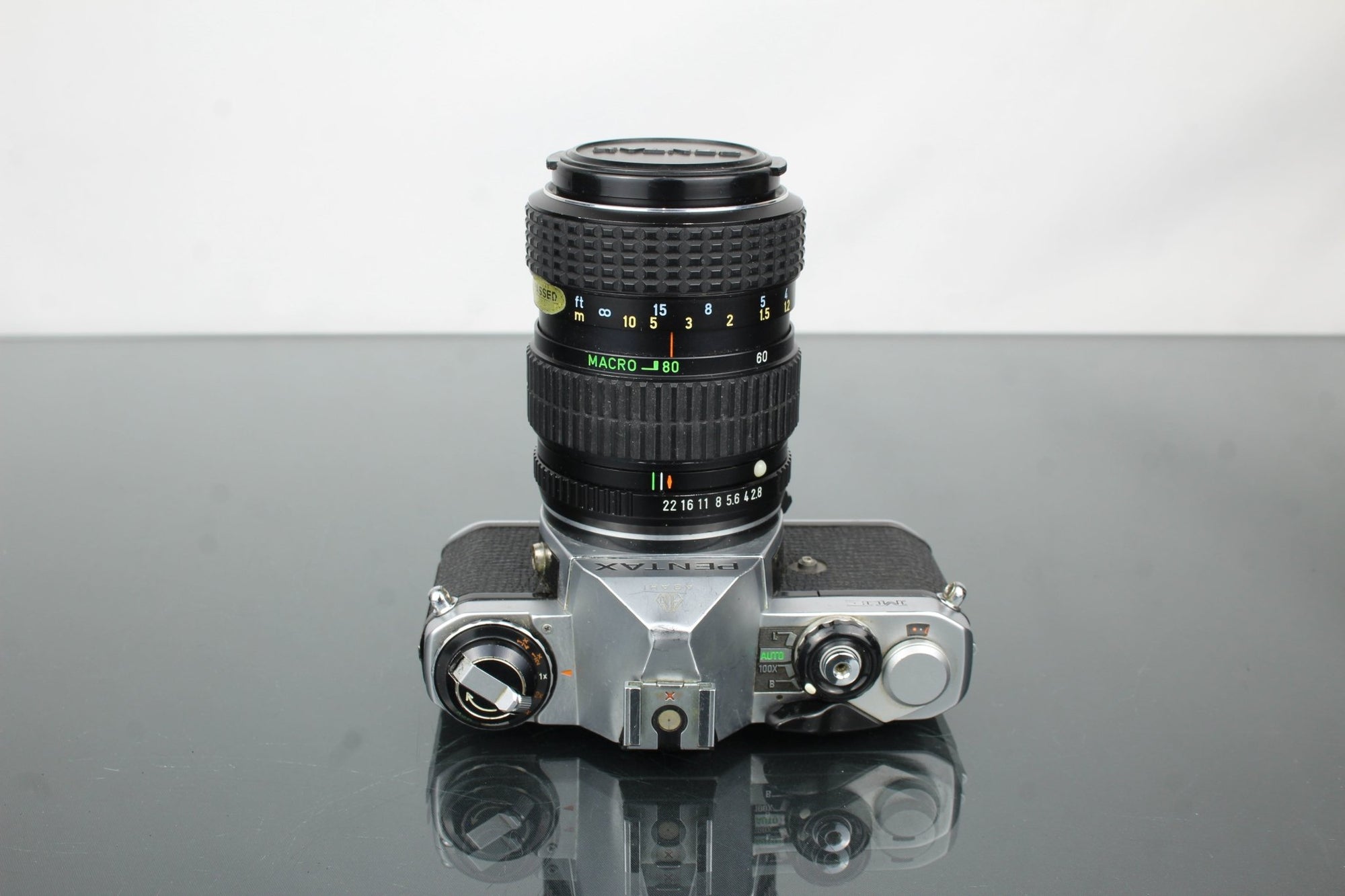 Pentax ME + 40 - 80mm 1:2.8 - 4 Pentax lens - Dutch|Thrift