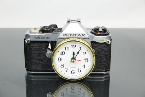 Pentax ME super Custom made Clock - Dutch|Thrift