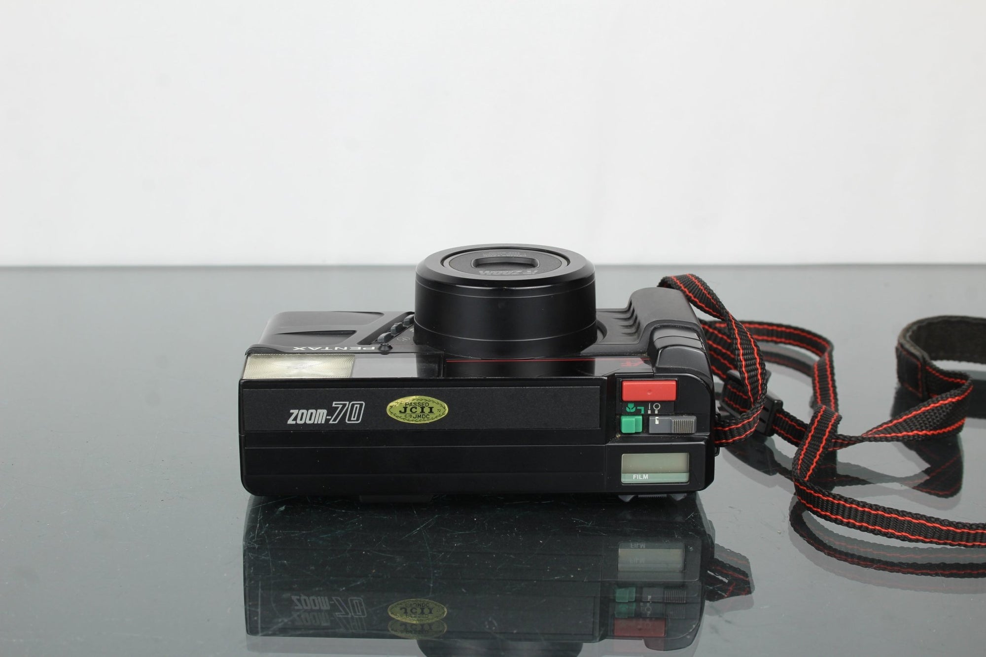 Pentax Zoom 70 - Dutch|Thrift