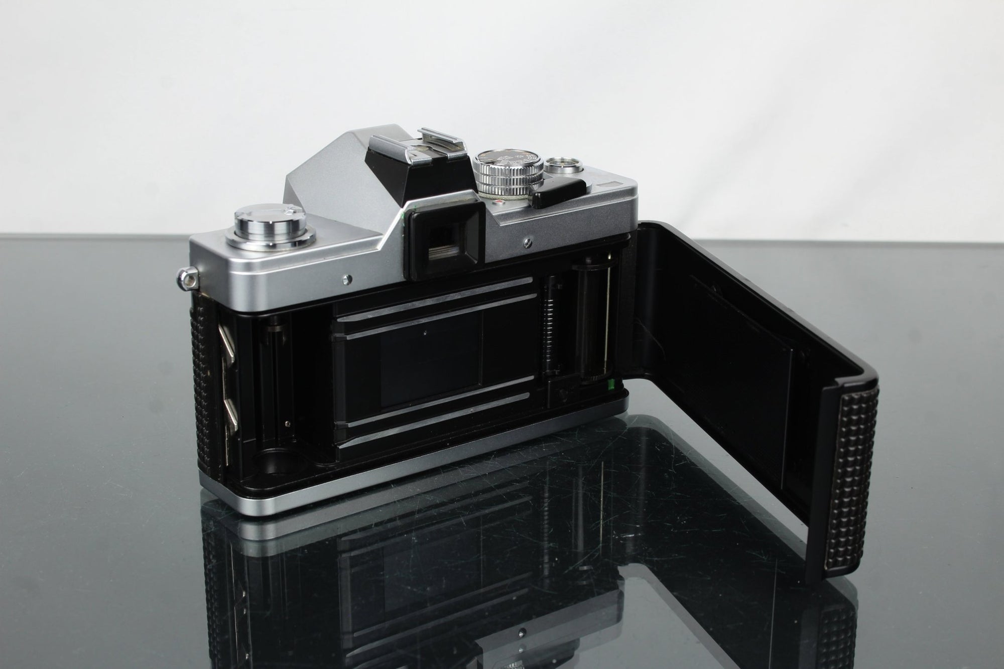 Praktica MTL3 + Domiplan 2.8/50 - Dutch|Thrift