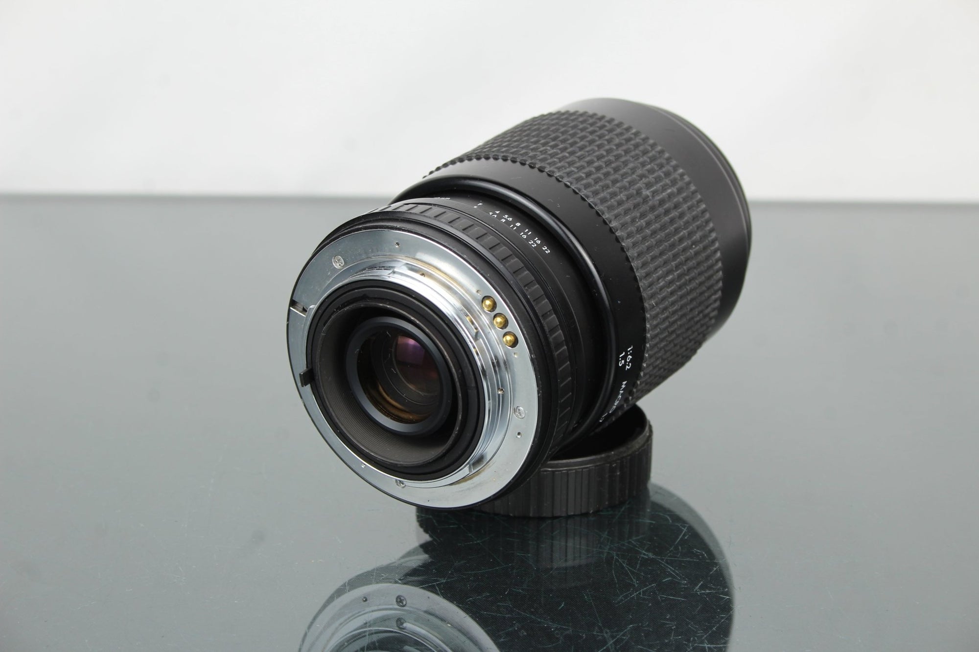 prakticar Pentacon mc 4 - 5.6 70 - 210mm Praktica PB mount - Dutch|Thrift