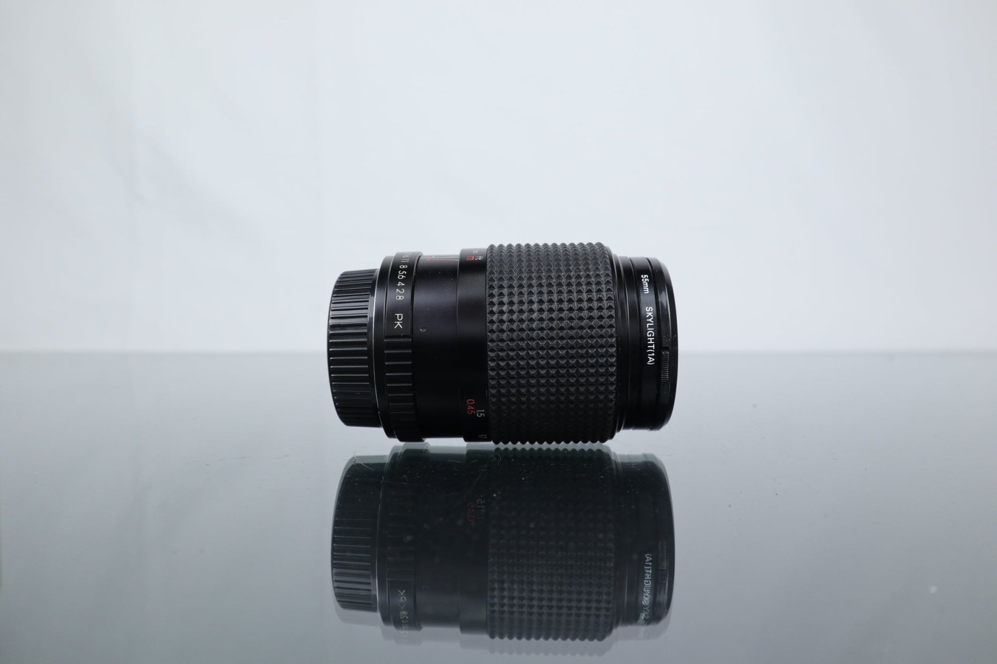 Revue 35 - 70mm 1:2.8 - 3.8 Zoom lens PK Mount - Dutch|Thrift
