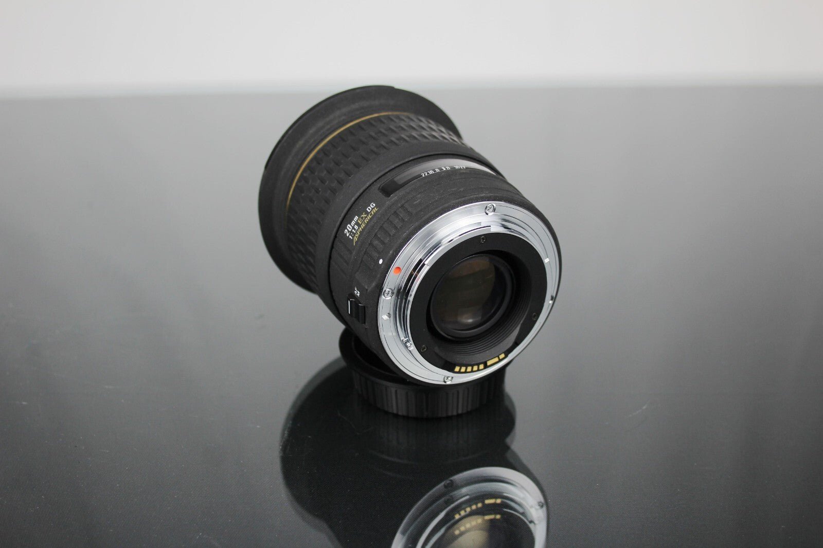 Sigma Aspherical Lens | 20mm 1:1.8 DG EX | Canon EF Mount - Dutch|Thrift
