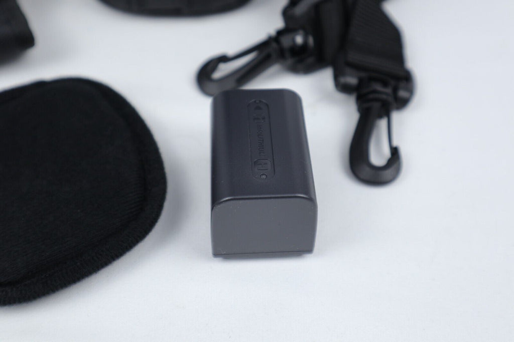 Sony Handycam Accessory Kit | For HDD Camcorders ACC - FH60A - Dutch|Thrift