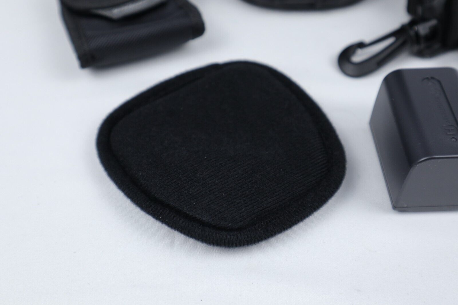 Sony Handycam Accessory Kit | For HDD Camcorders ACC - FH60A - Dutch|Thrift