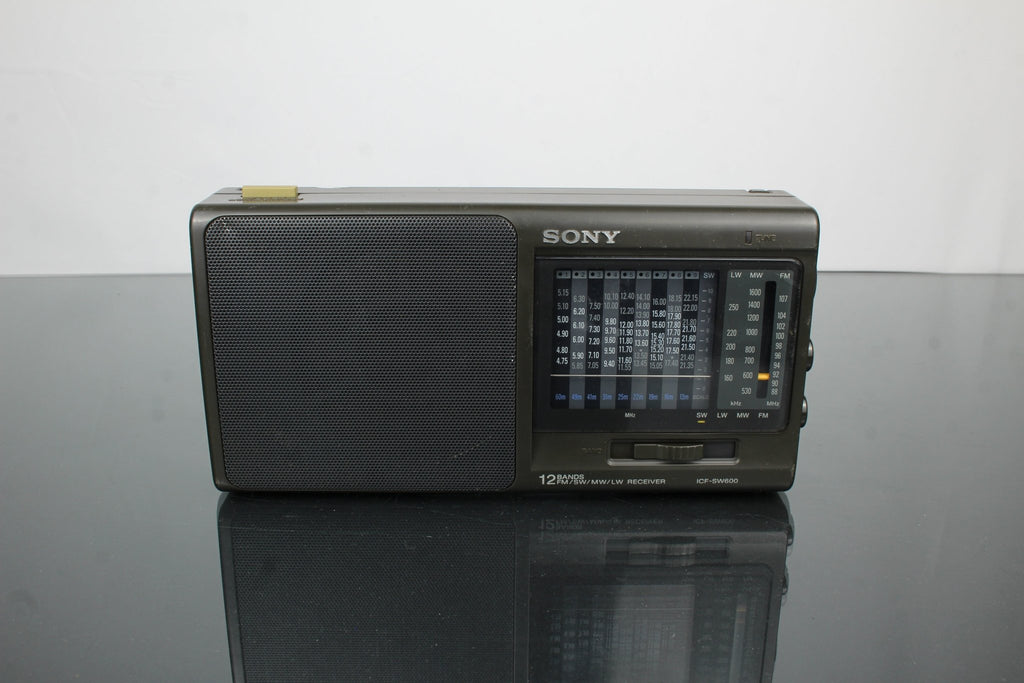 Sony ICF - SW600 - Dutch|Thrift