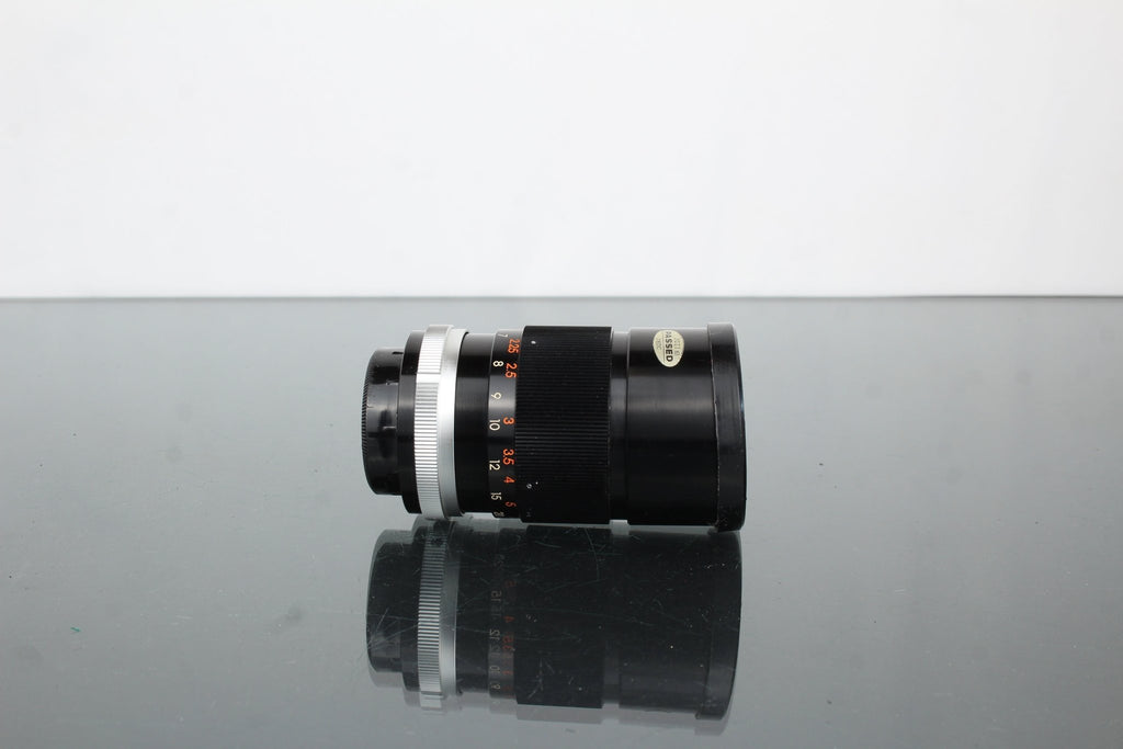 Tamron 1:2.8 135mm Lens - M42 Mount - Dutch|Thrift